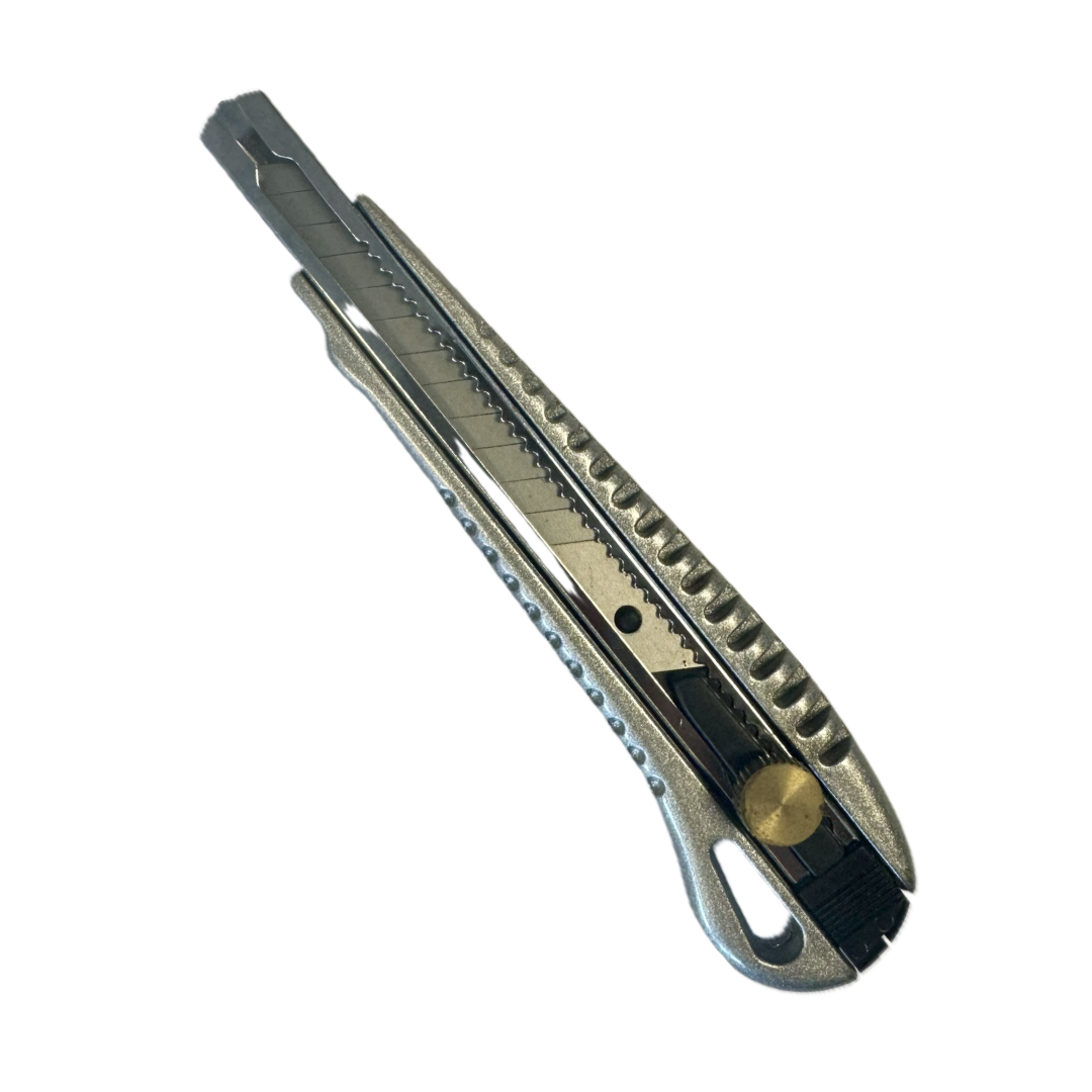 Cutter 9 mm